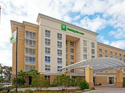Hotel & - - Wells Rd.